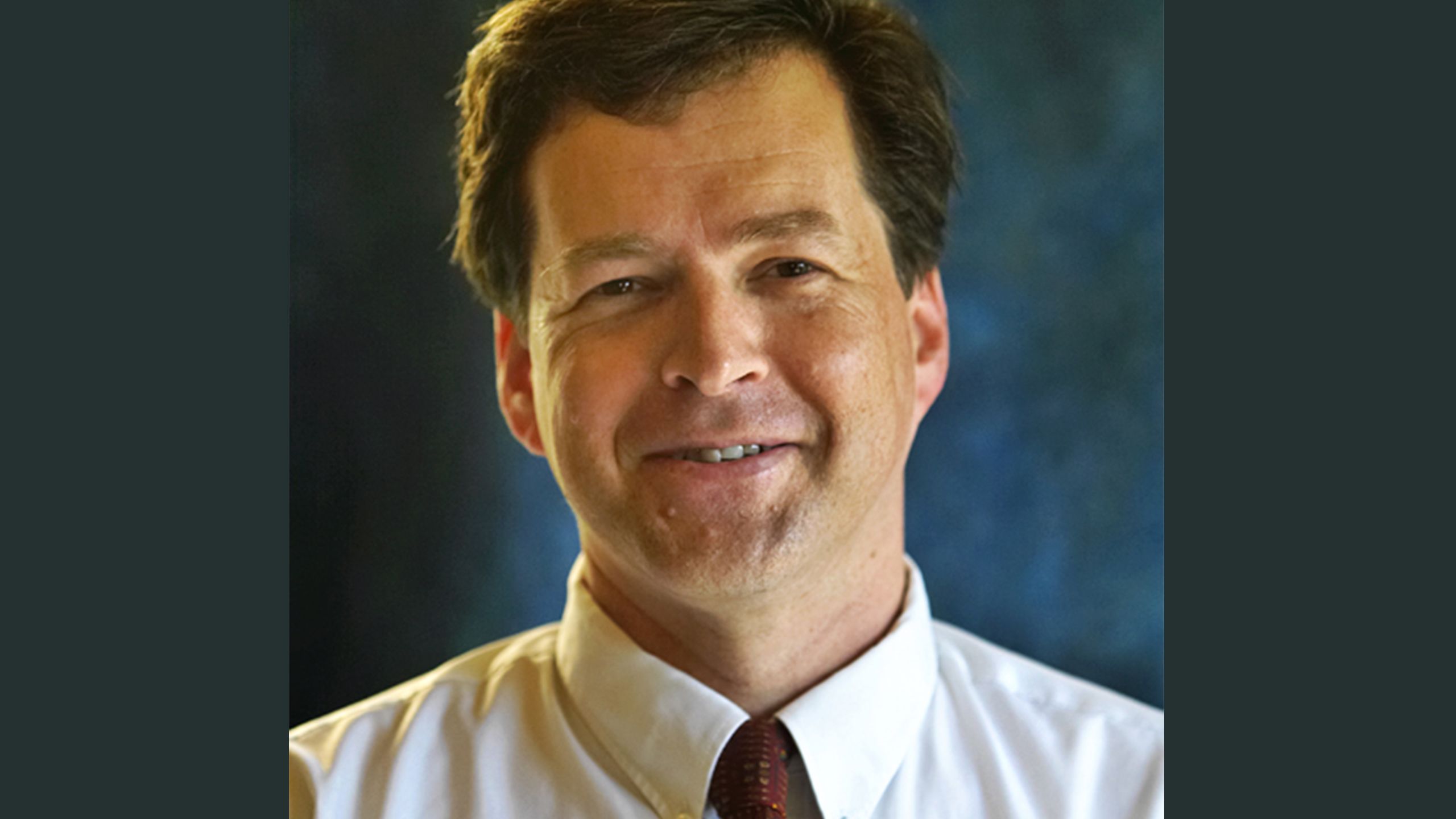 Headshot of Andrew McGowan